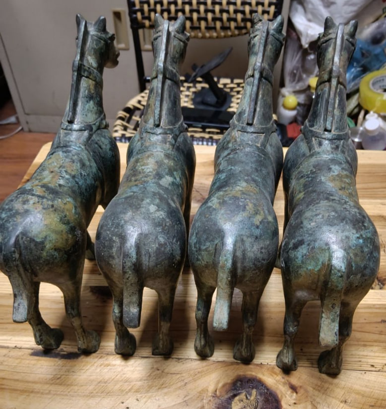 四件青铜马摆件藏品