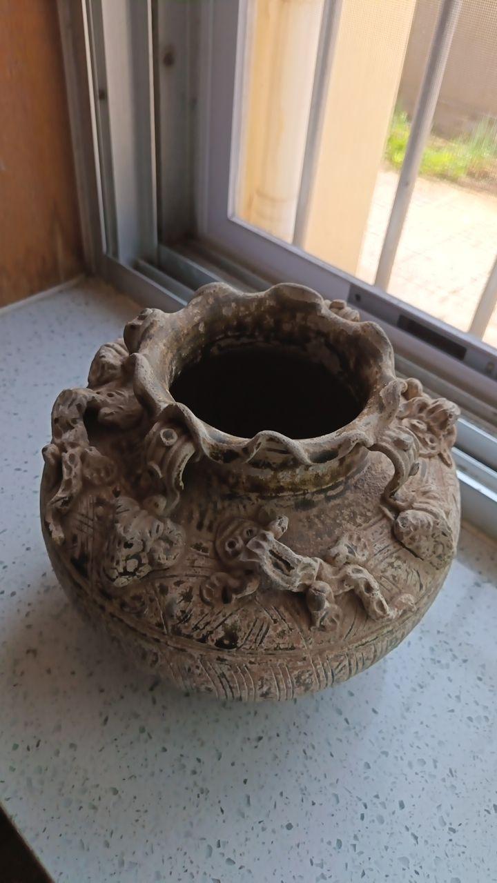 青釉堆塑罐