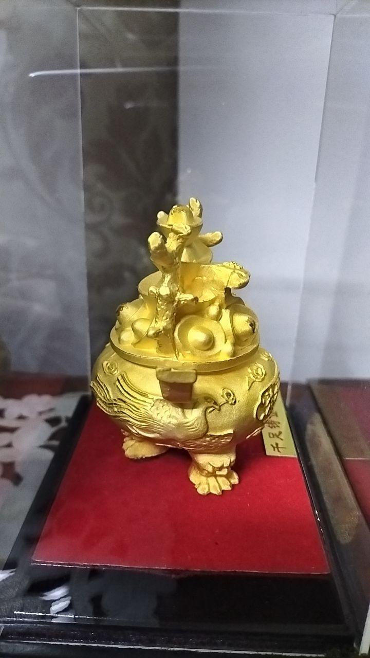 绒沙金聚宝鼎藏品