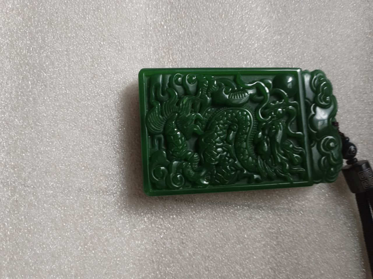 碧玉龙纹牌